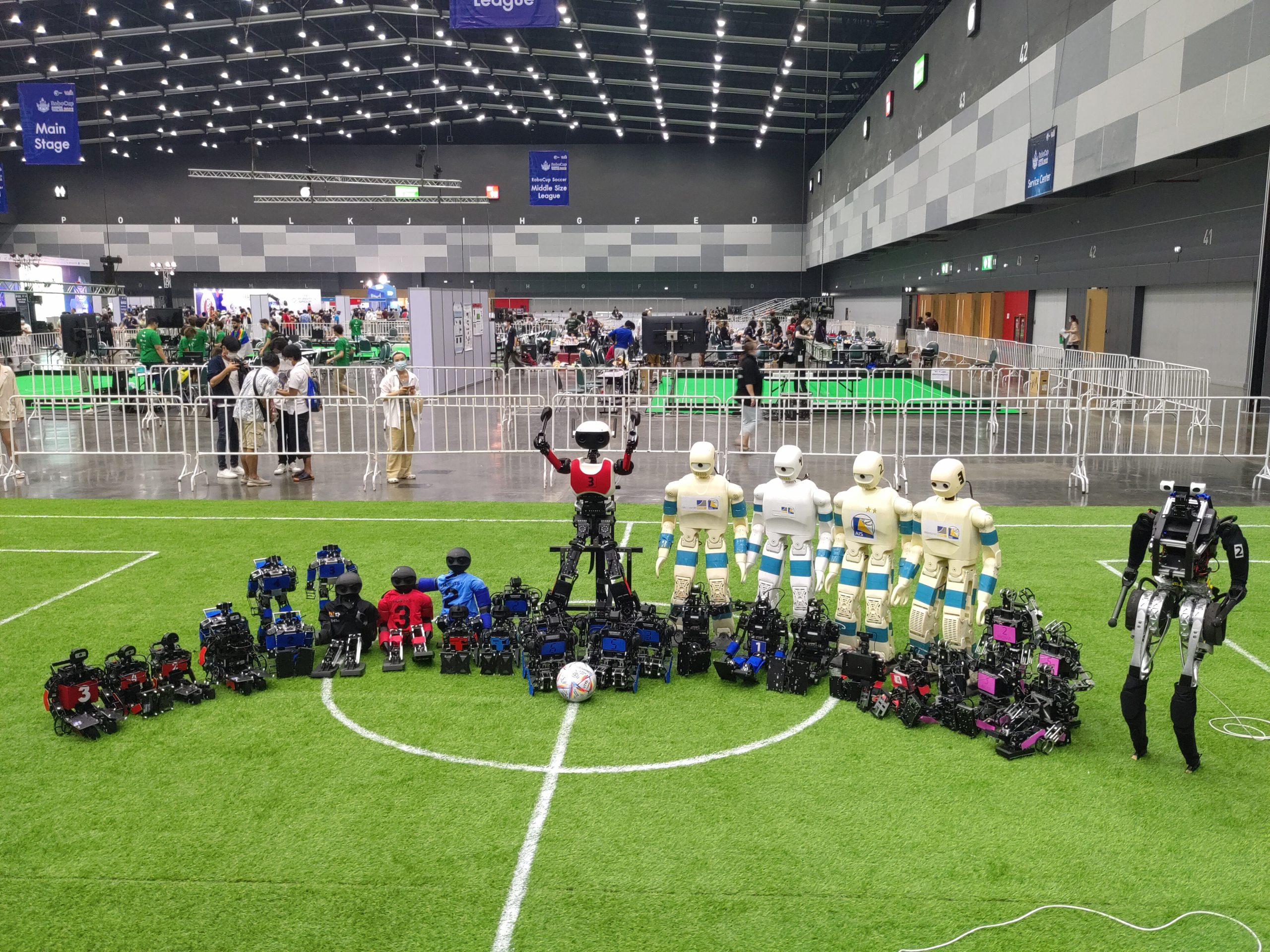 Robots at the humanoid league Bangkok